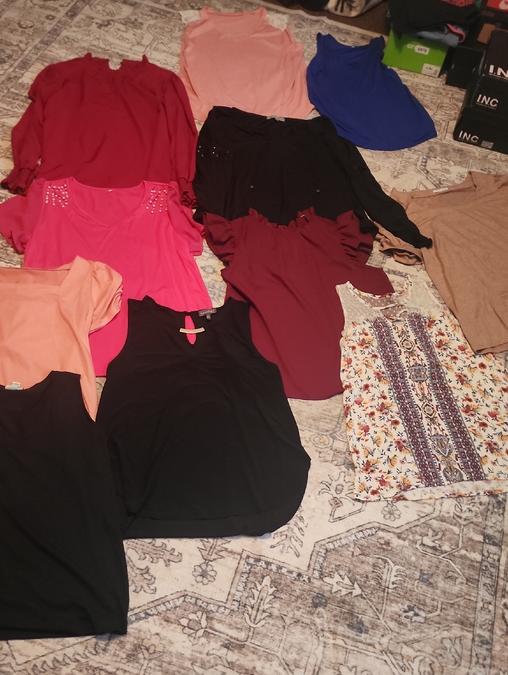 Bundle Of 11 Womens Size XL. Dressy Tops. Super Nice